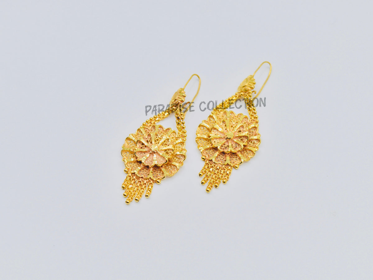 Premium Classic Earrings – Comes with Elegant Gift Box