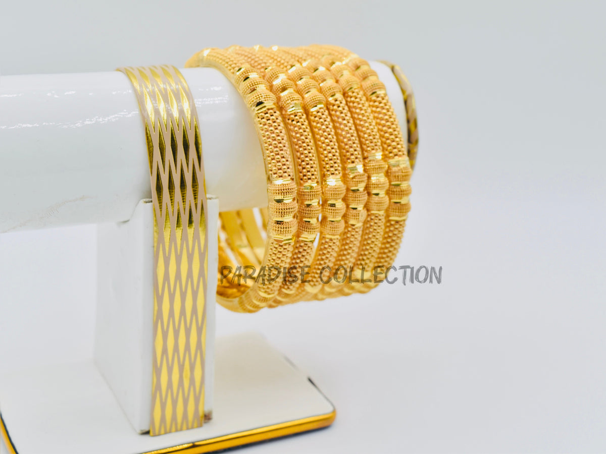 High-Shine Sona Bangles – Classic Style in a Jewellery Gift Box
