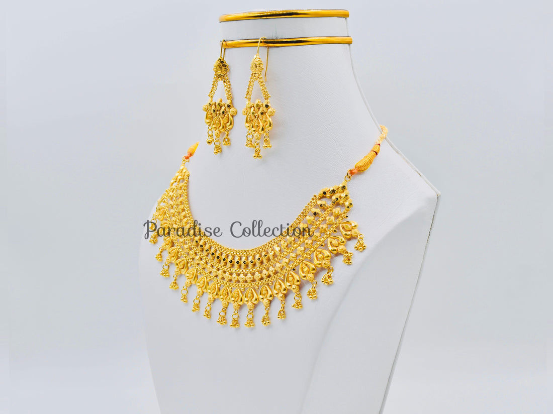 Beautiful Designer Necklace Set + Free Premium Jewellery Box