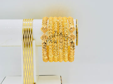Designer Bangles Set – Gift-Ready Packaging For Every Occasion