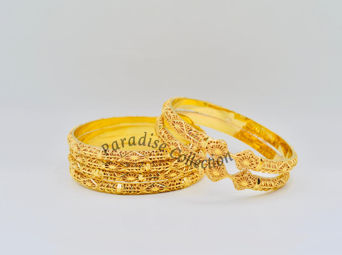Trendy Bangles Set – Stylish Look with Luxury Packaging