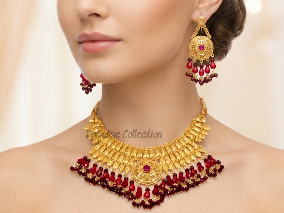 Signature Necklace Set – Luxury in Every Detail