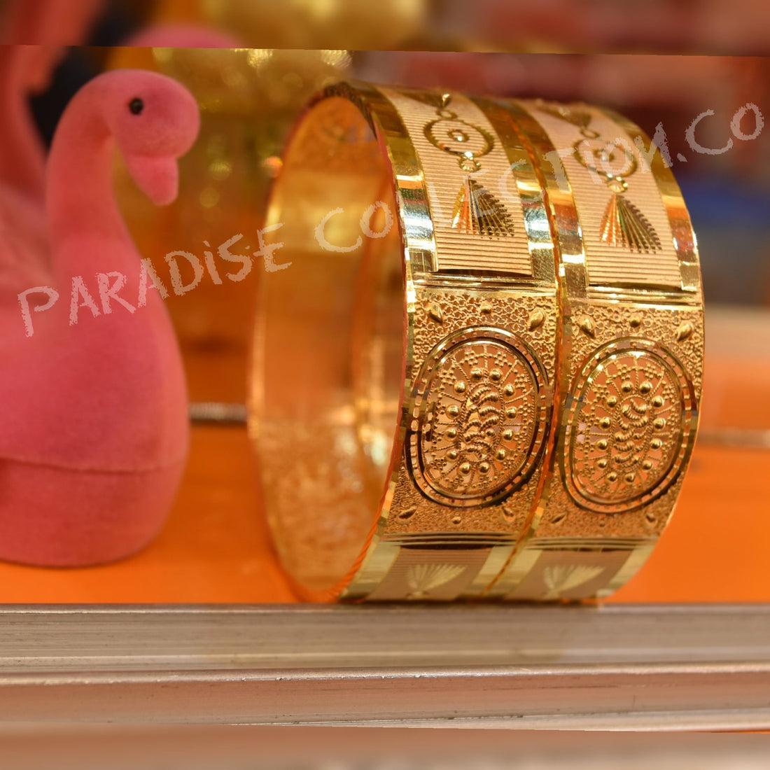 Elegant Women's Bangles Set with Free Fancy Jewellery Box