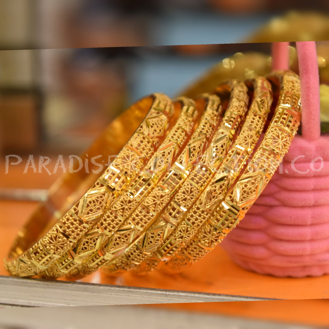 New Arrival Women’s Bangles Set with Free Stylish Jewelry Box