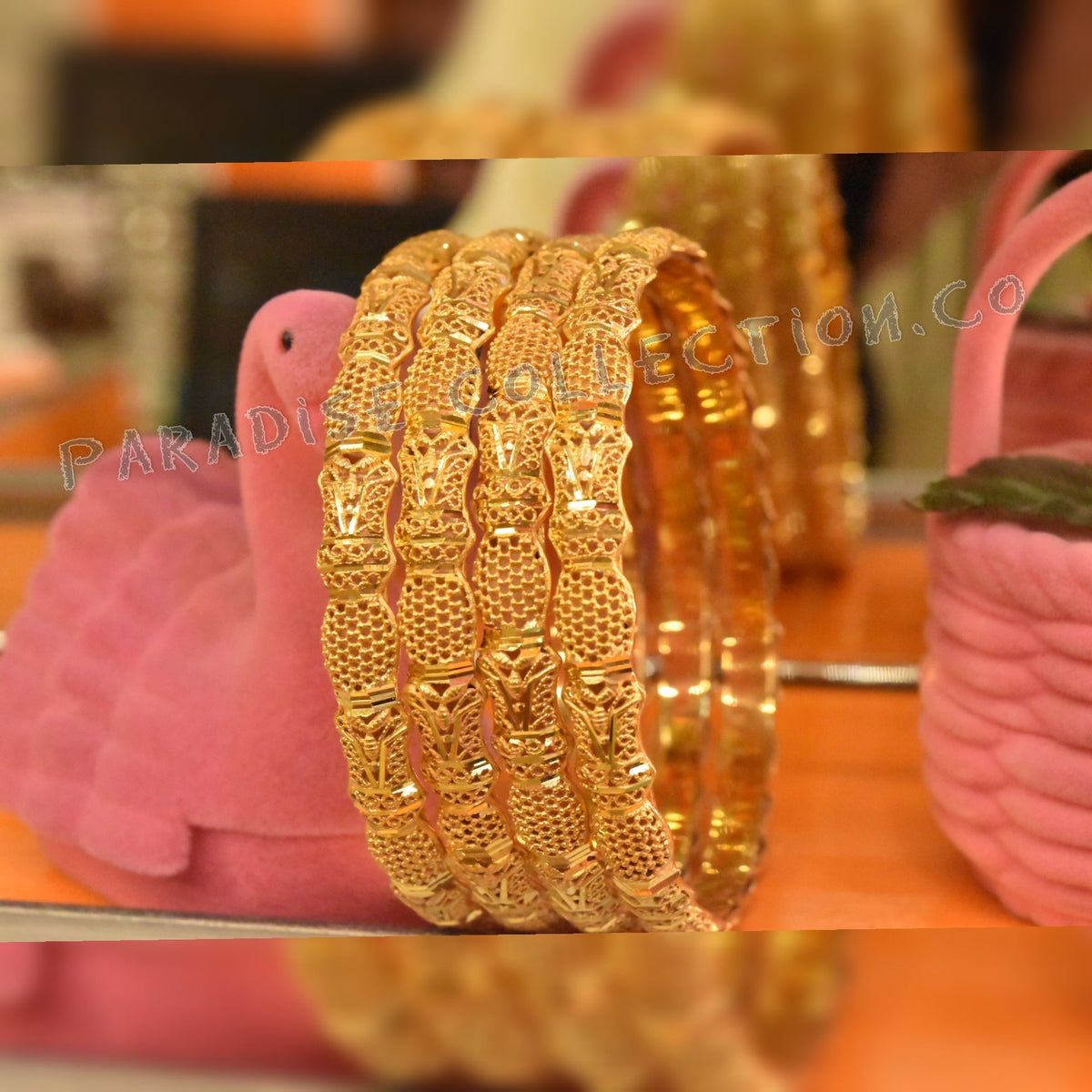 Elegant Bangles for Her – Comes in a Free Gift Jewelry Box