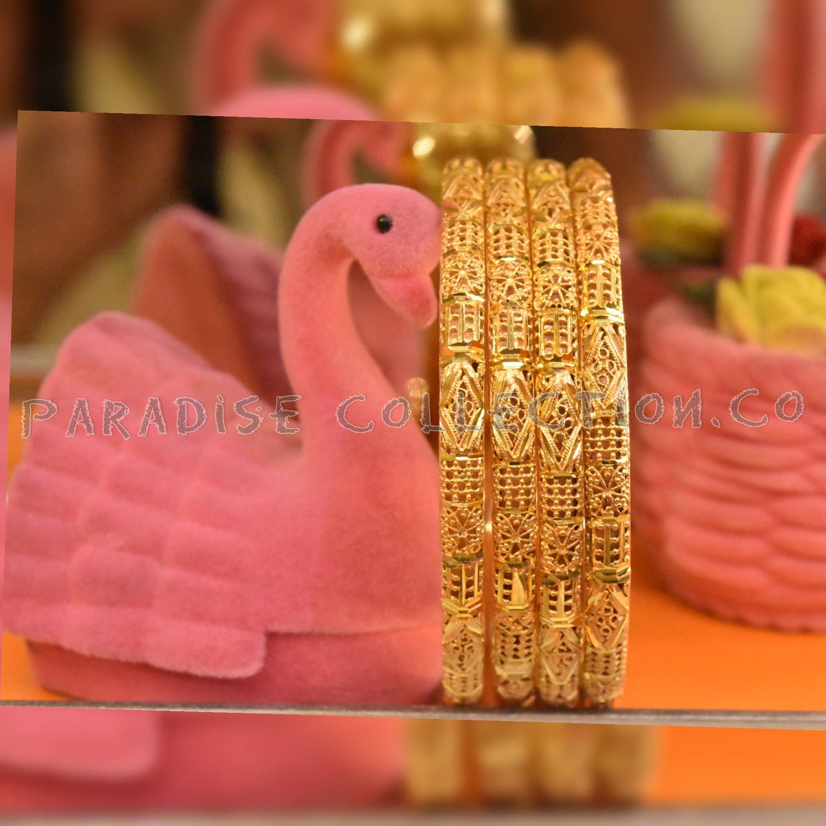 Fine Quality Bangles Pack Of 4 With Fancy Jewelry Box Free