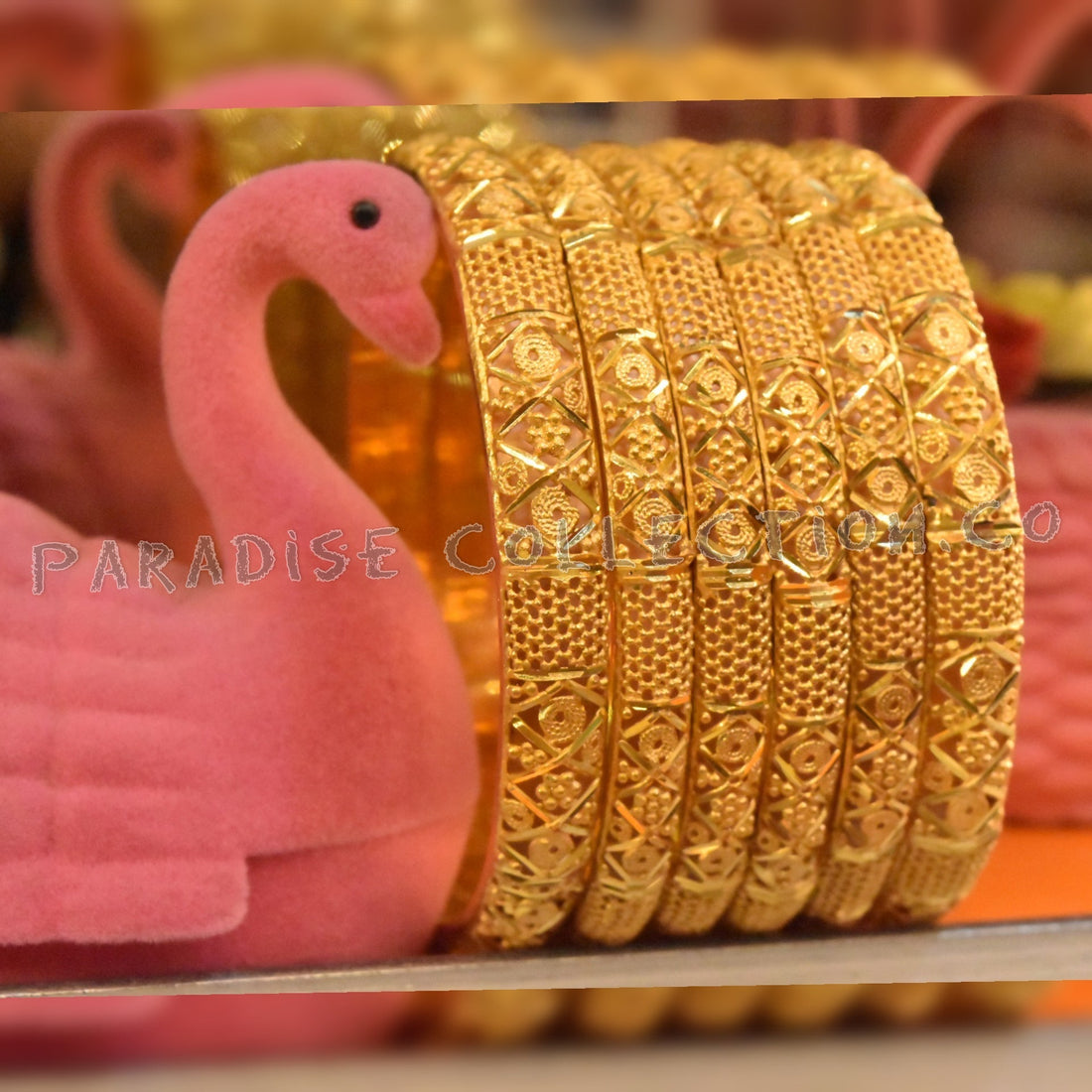 Trendy Women’s Bangles Pack with Complimentary Fancy Jewellery Case