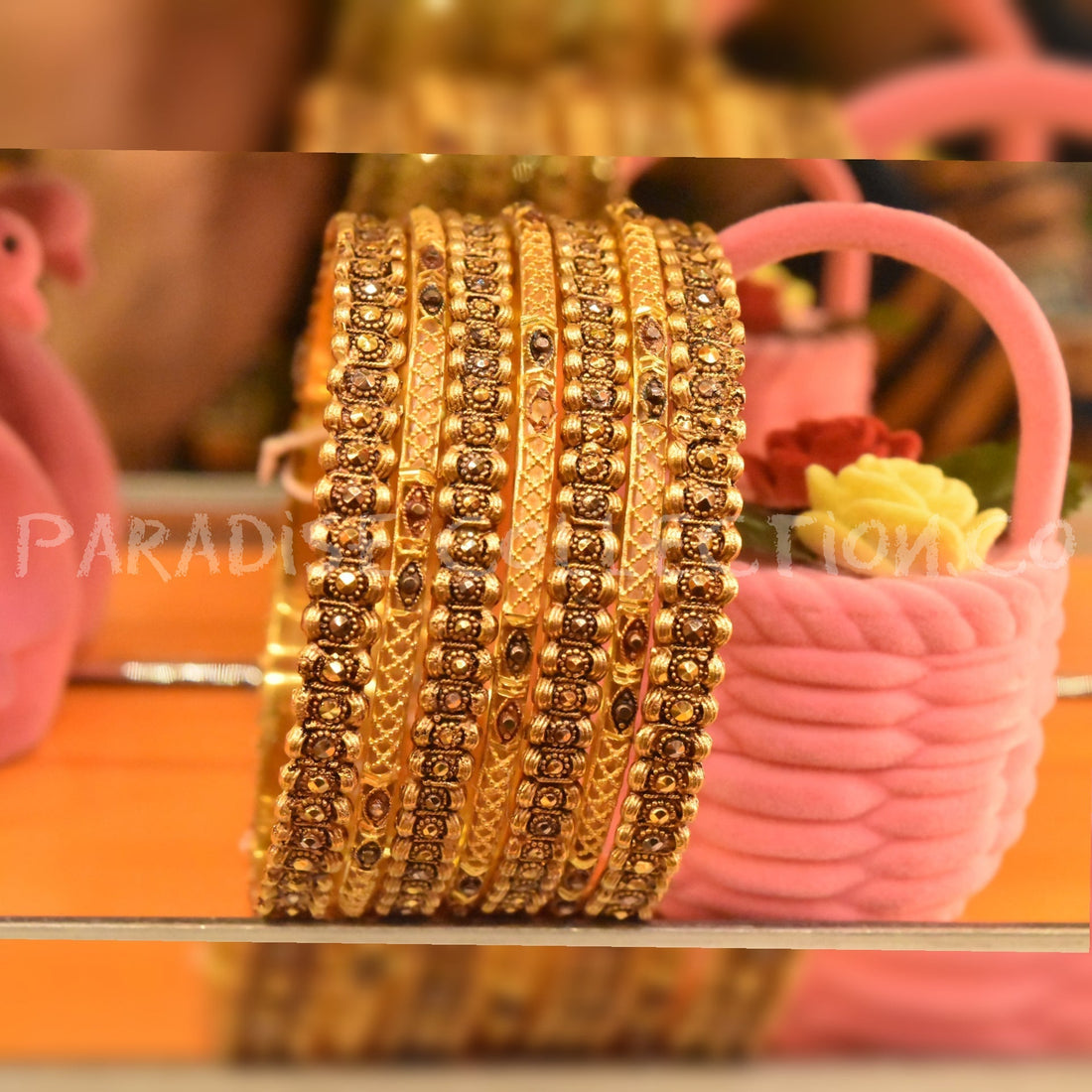 Artistic Antique Bangle – Sona Polish Detailing by Paradise