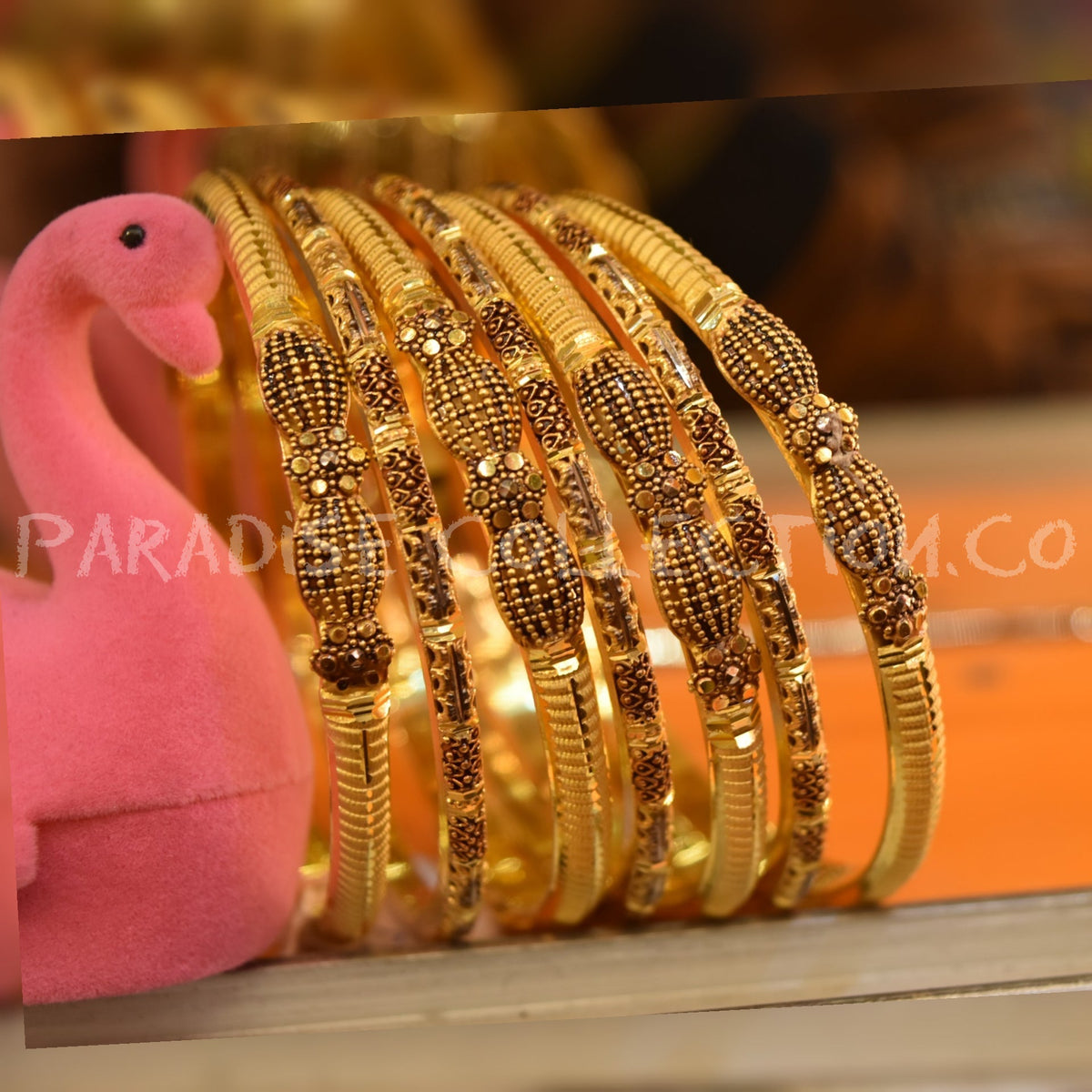 Luxury Antique Bangle – Sona Polish by Paradise