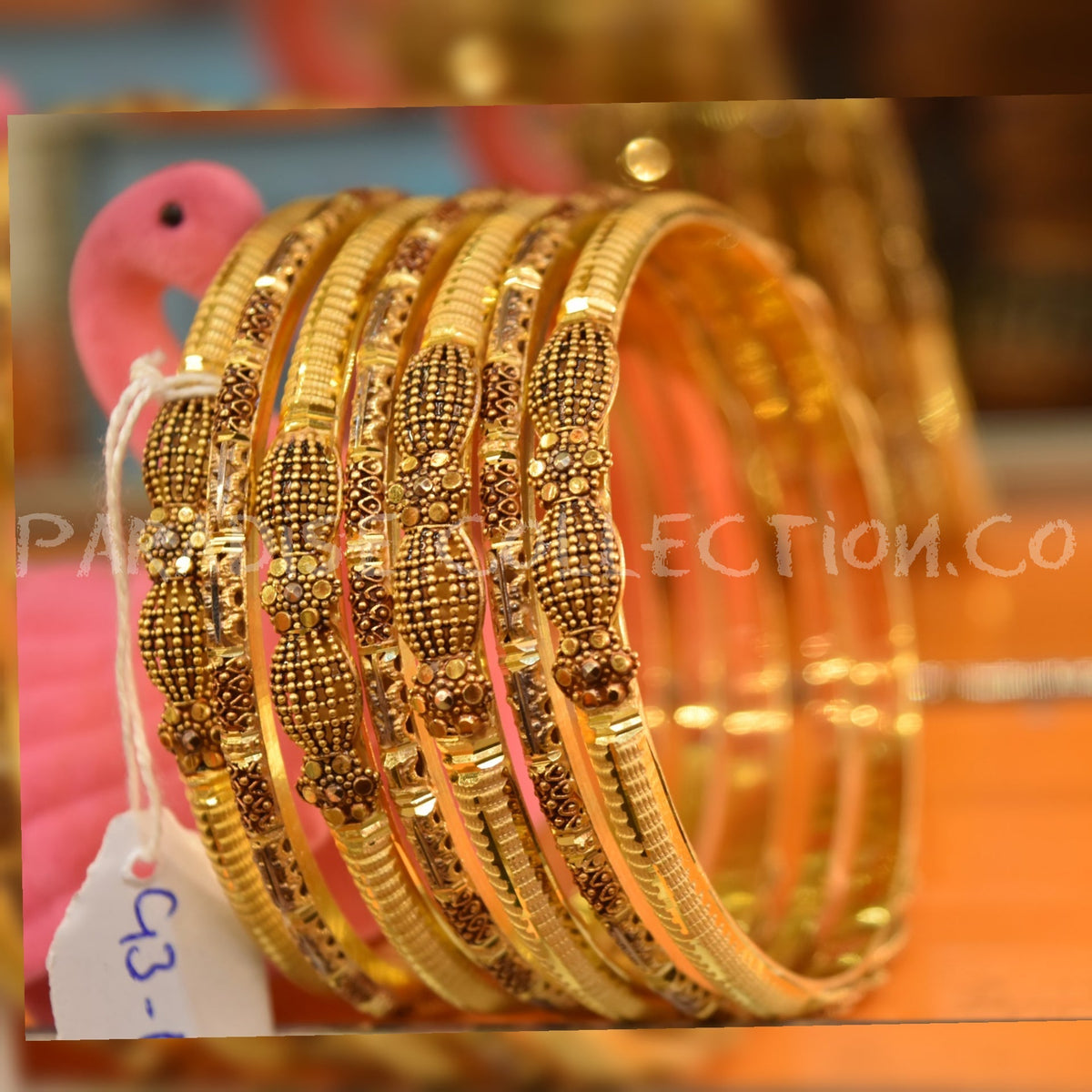 Luxury Antique Bangle – Sona Polish by Paradise