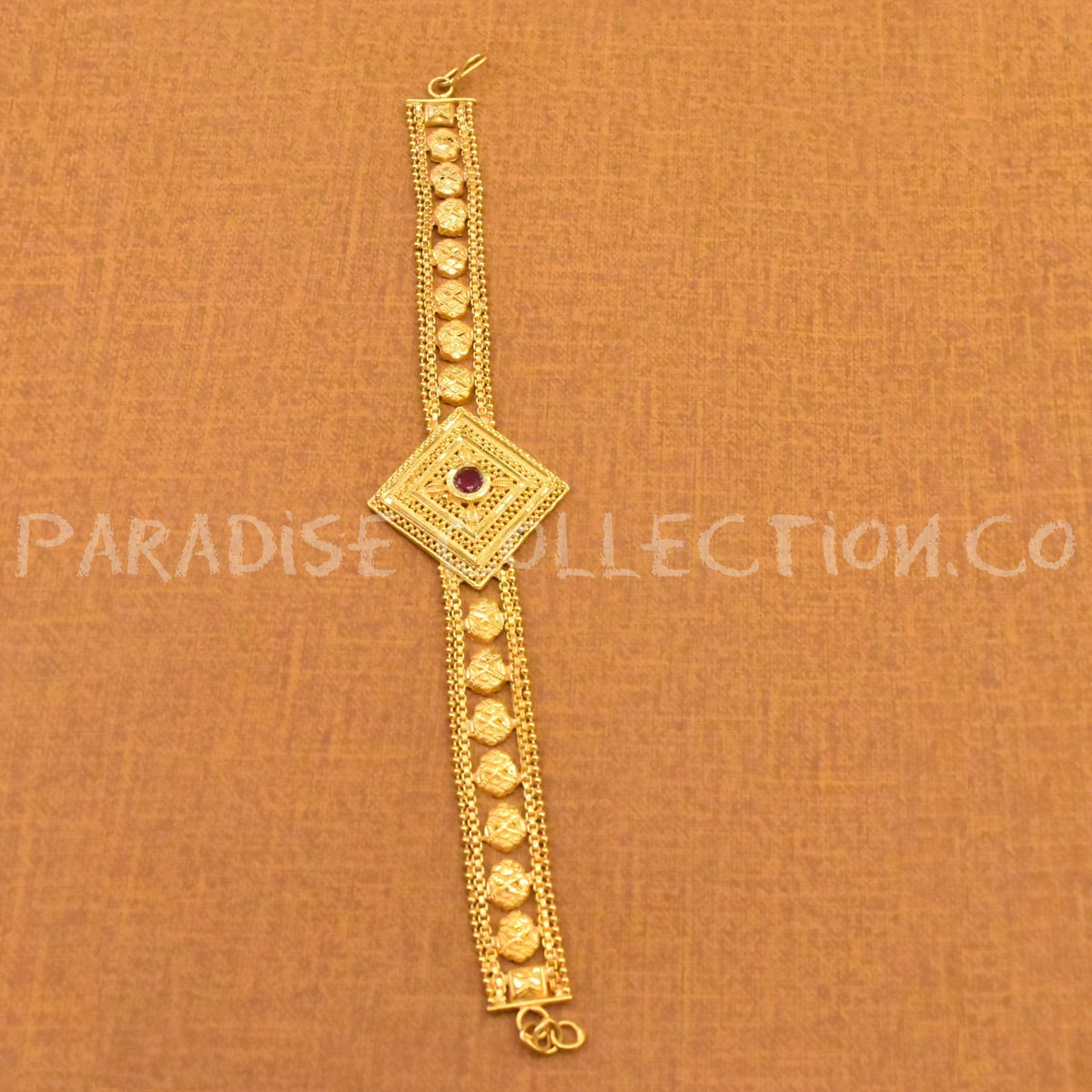 Graceful Women's Bracelet with Complimentary Jewelry Storage Box