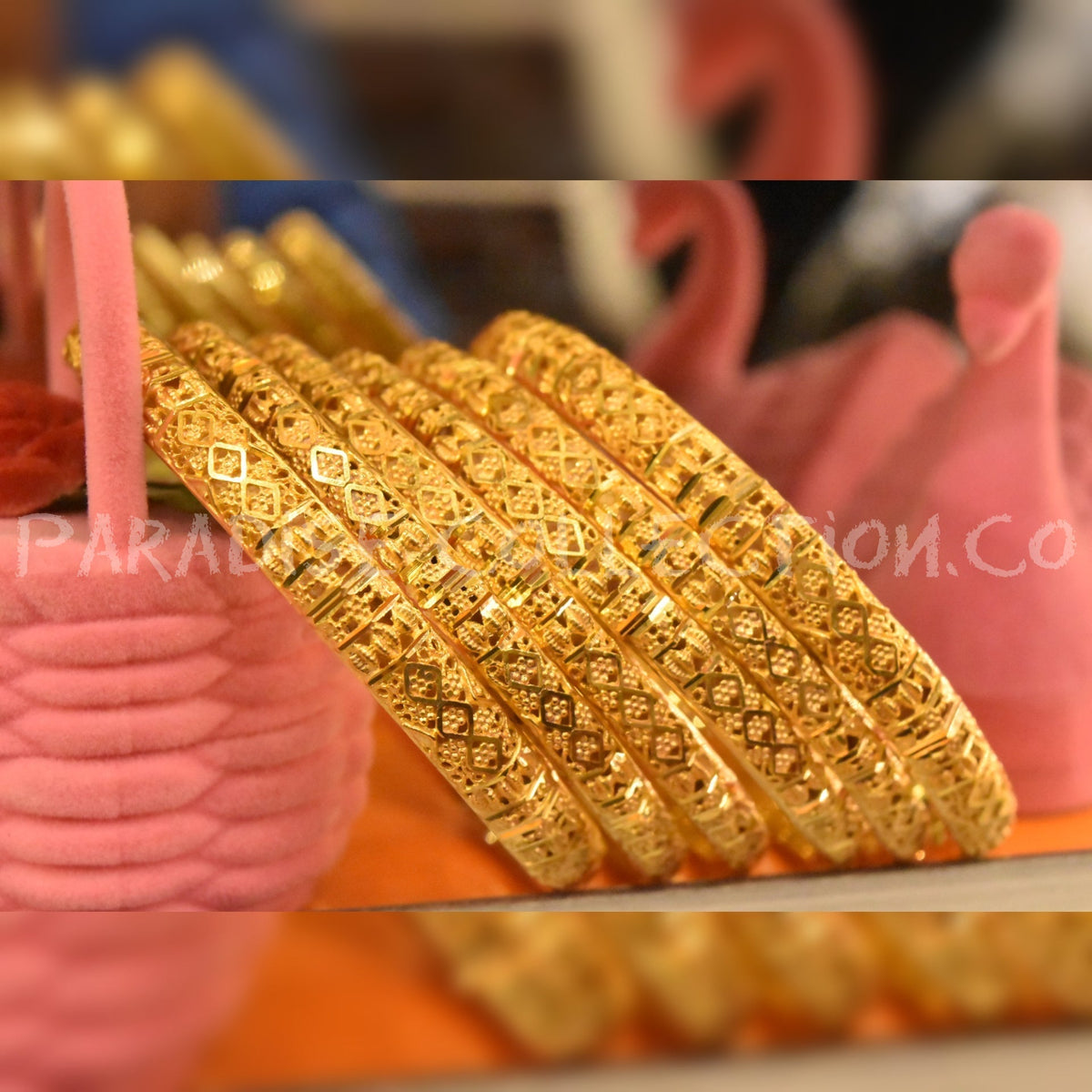 Budget To Gift - Bangles For Girls - Paradise Studio With Fancy Jewellery Box Free