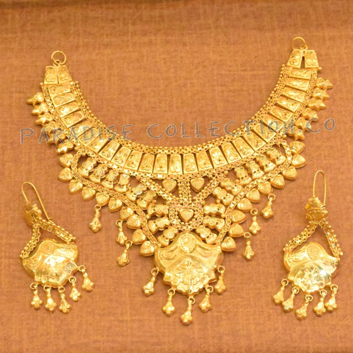 Elegant Partywear Necklace Set – Comes with Free Jewellery Box