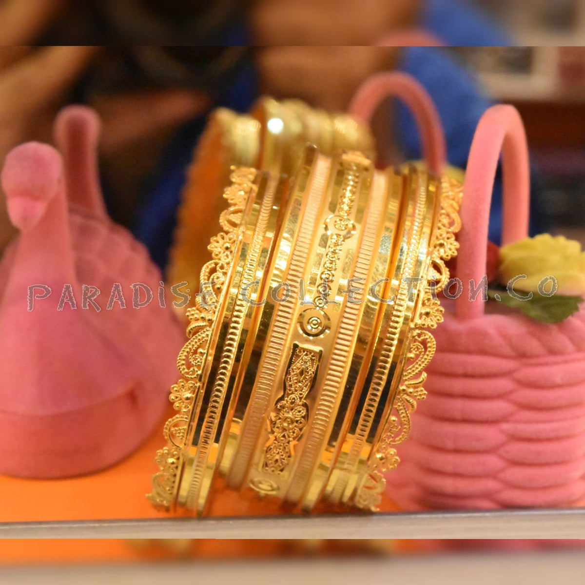 Best Quality  Bangle/Bracelet For / Women's / Girls With Fancy Jewellery Box Free