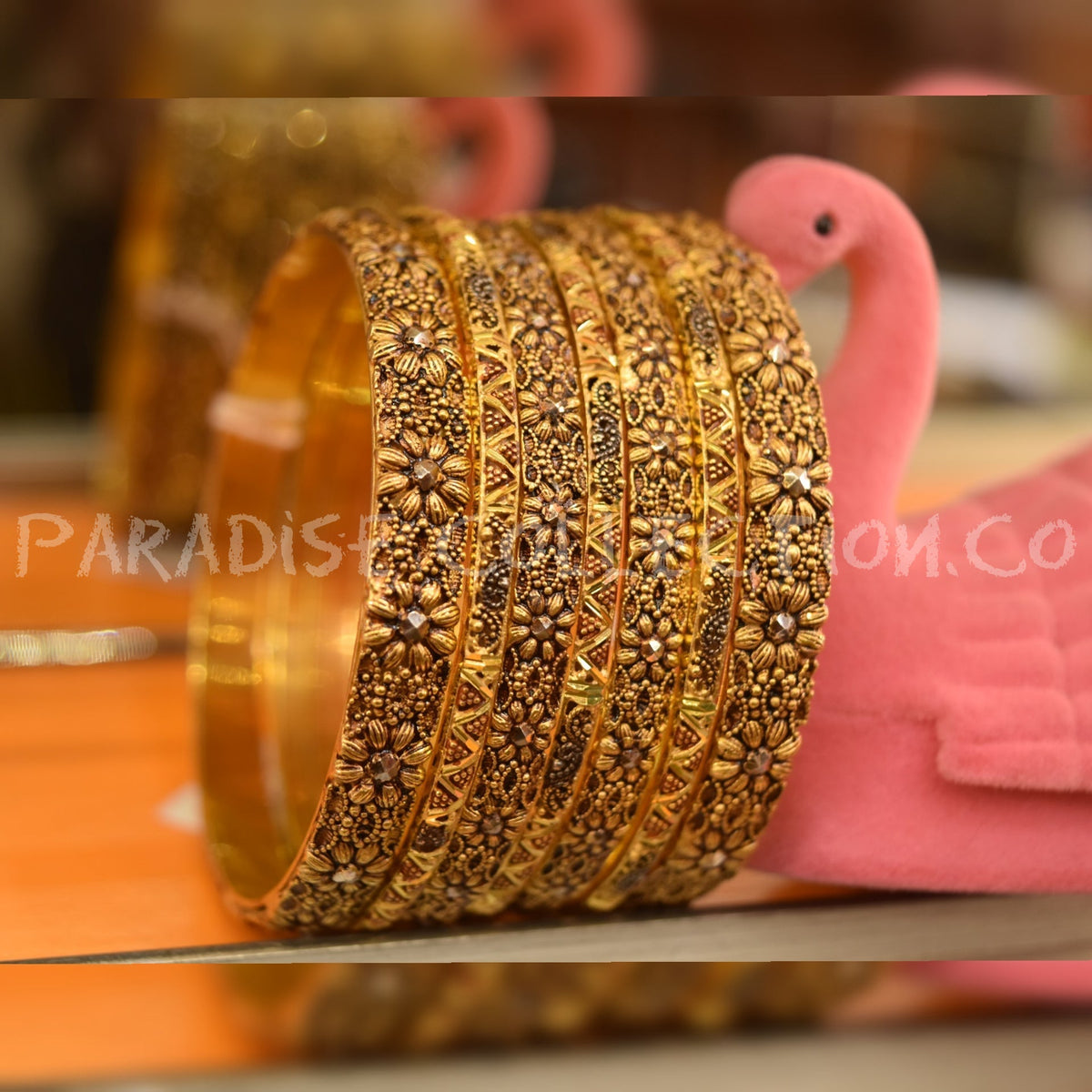 Antique Traditional Bangle – Paradise Signature Sona Polish