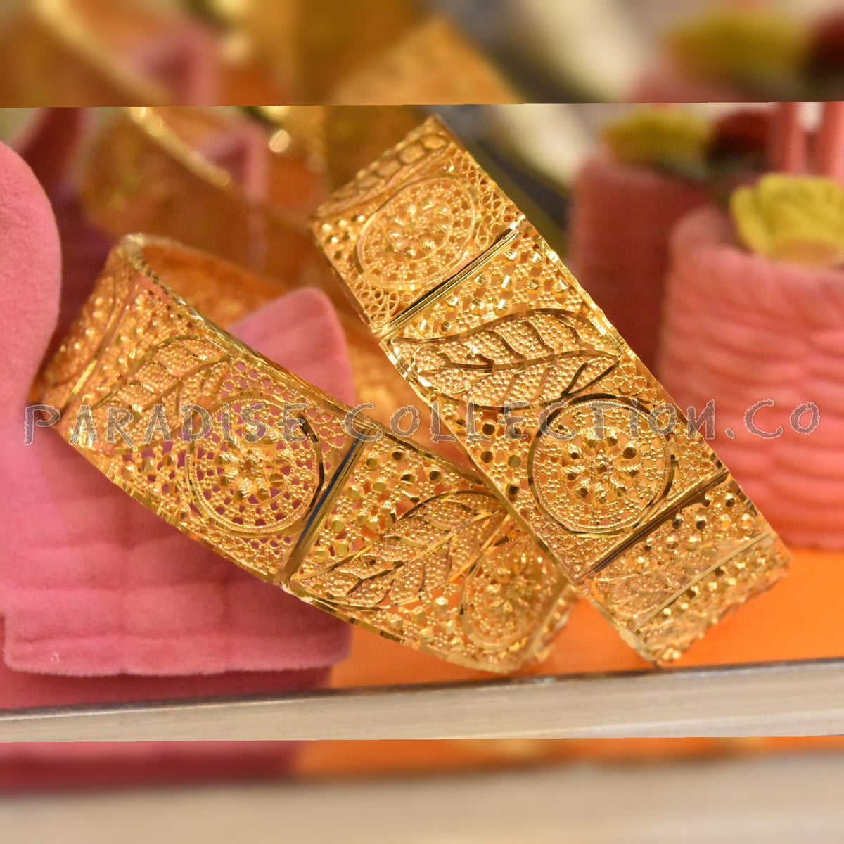 Lovely Bangles Set – Elegant Style with a Free Gift Box for Her