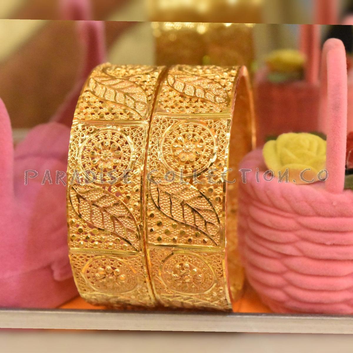 Lovely Bangles Set – Elegant Style with a Free Gift Box for Her