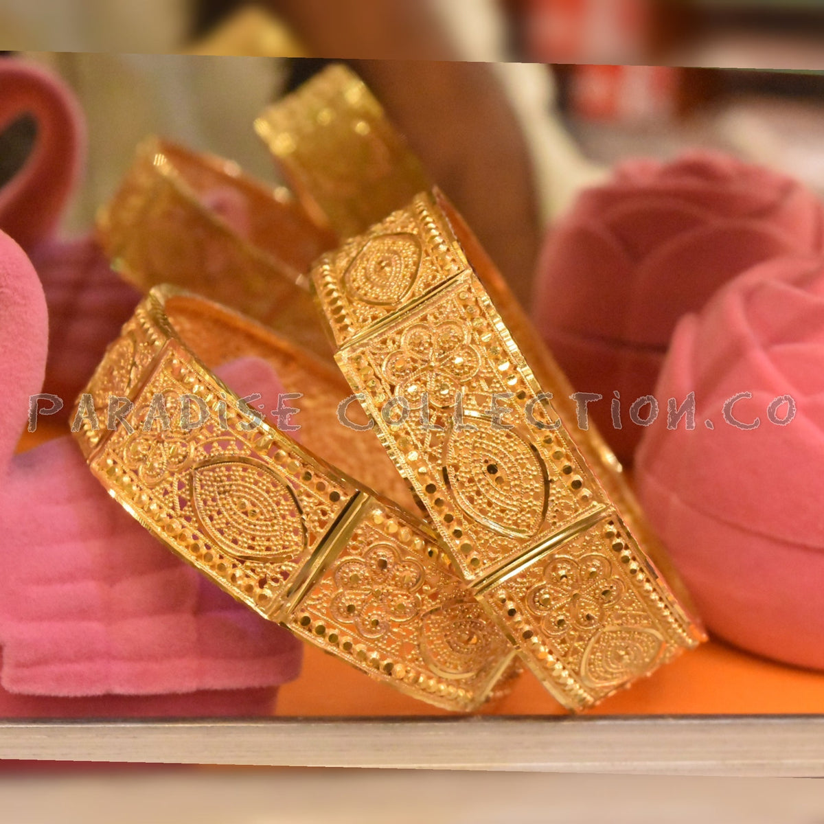 Glamorous Bangles – Beautifully Crafted with Free Romantic Gift Box