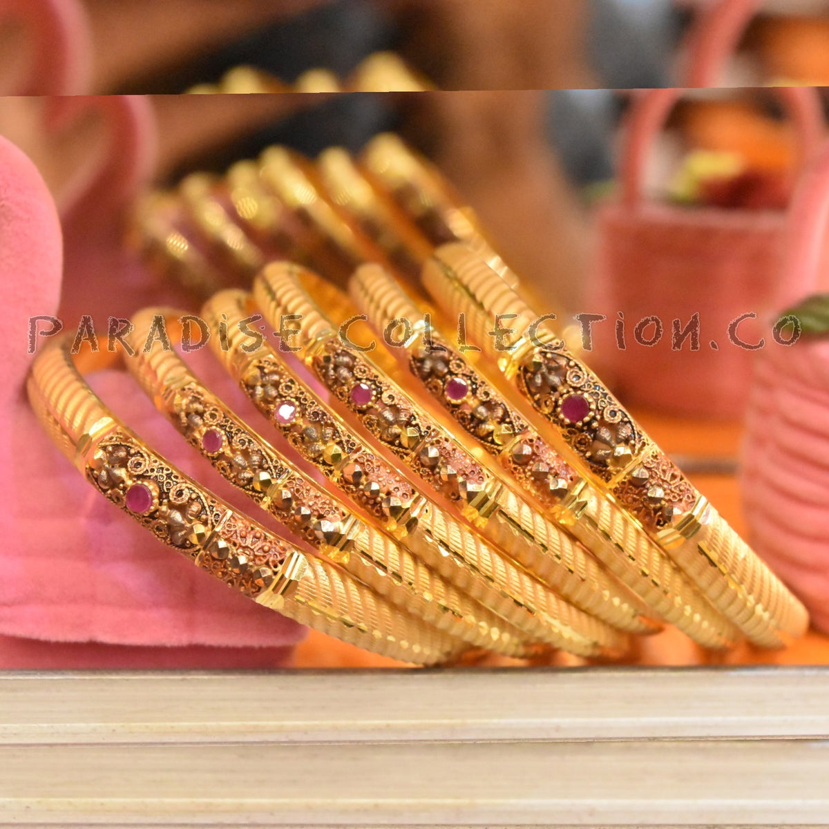 Traditional Style Bangles – Elegant Set with Fancy Box – Perfect for Gifting
