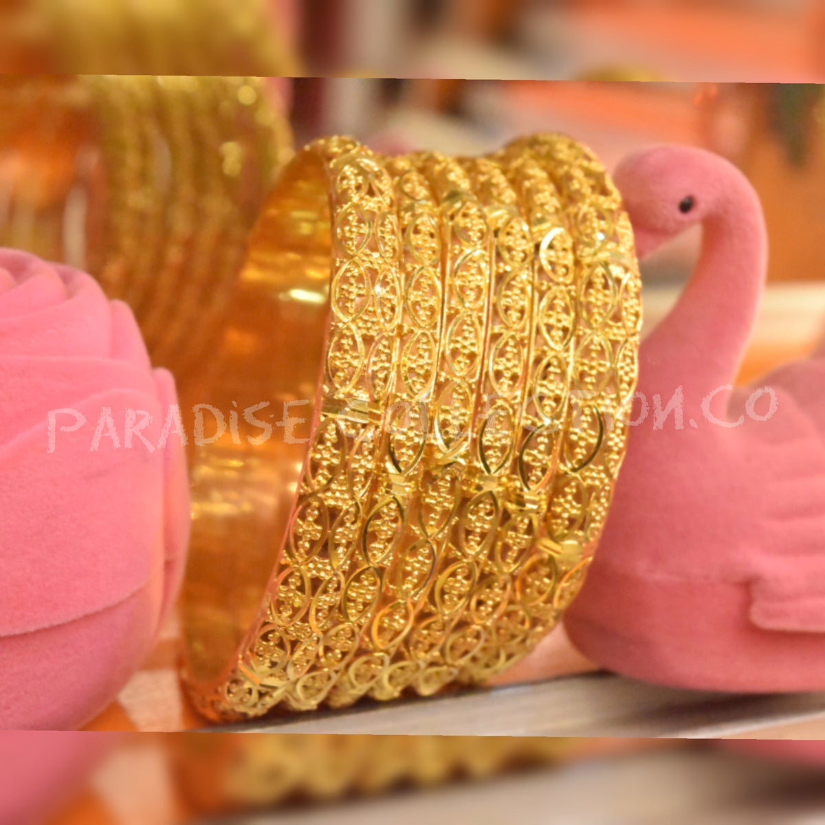 Traditional Elegant Bangles Set For Women With Beautiful Gift Pack