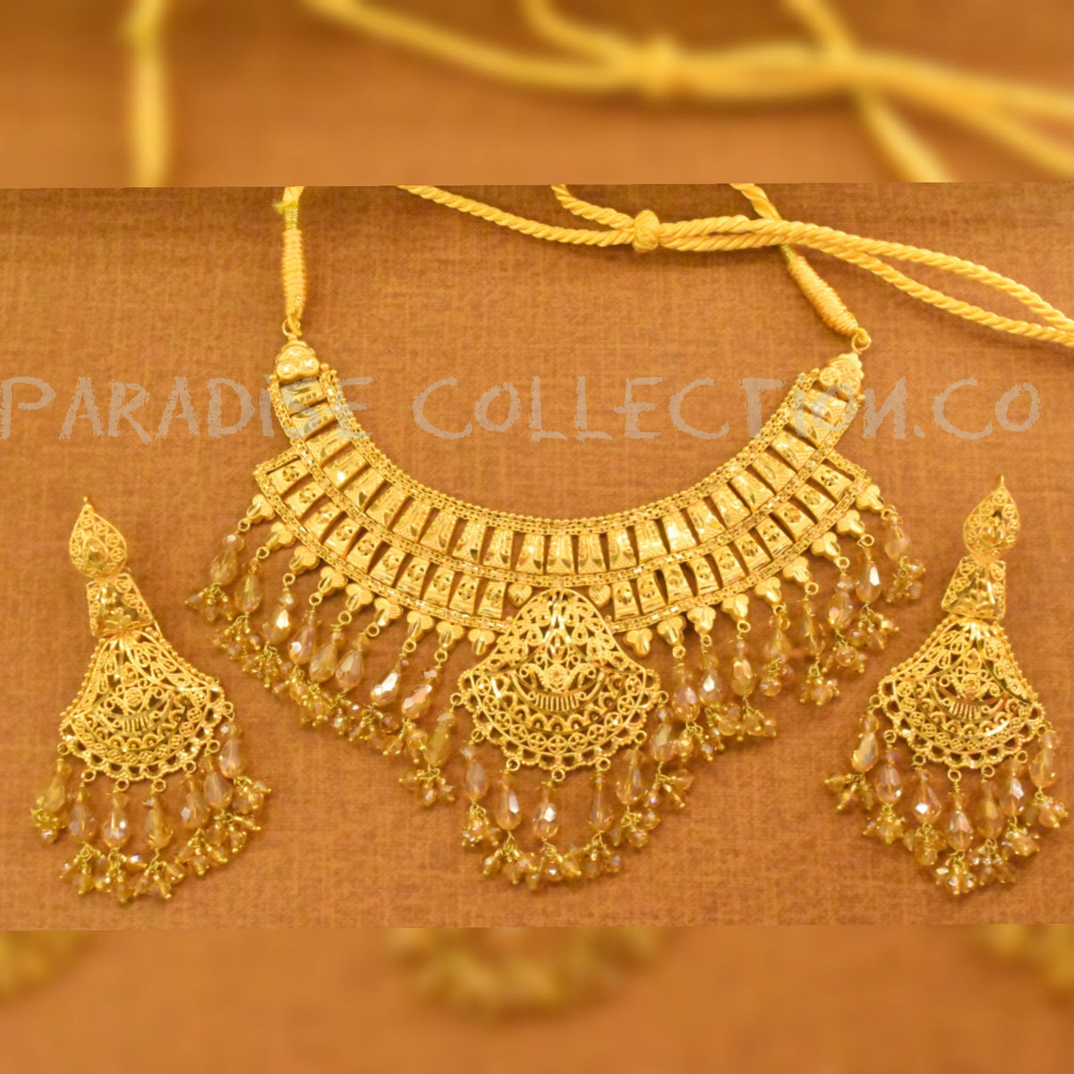 Chic Ethnic Necklace Set – Free Jewellery Box Included