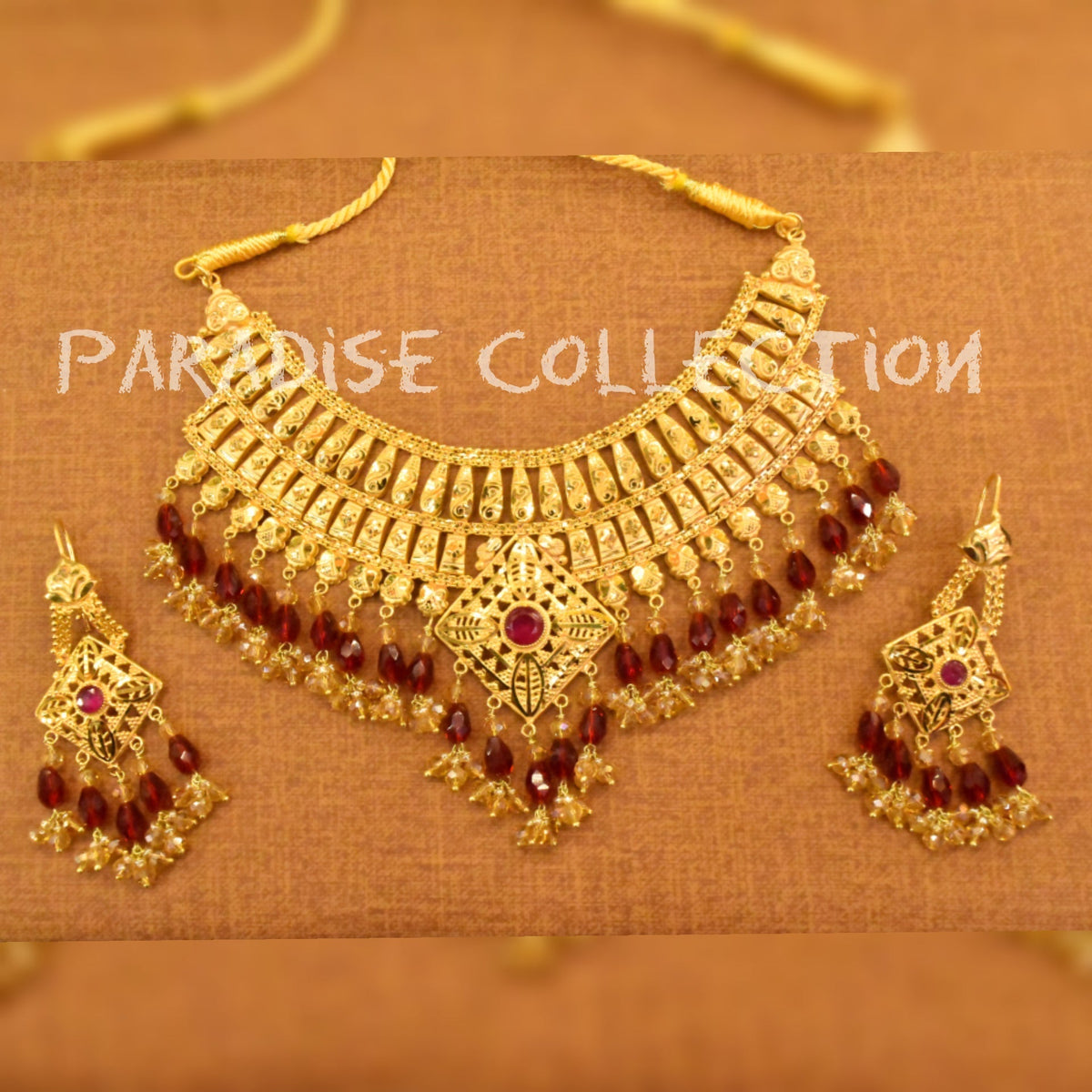 Exquisite Necklace Set – Comes with Free Jewellery Box