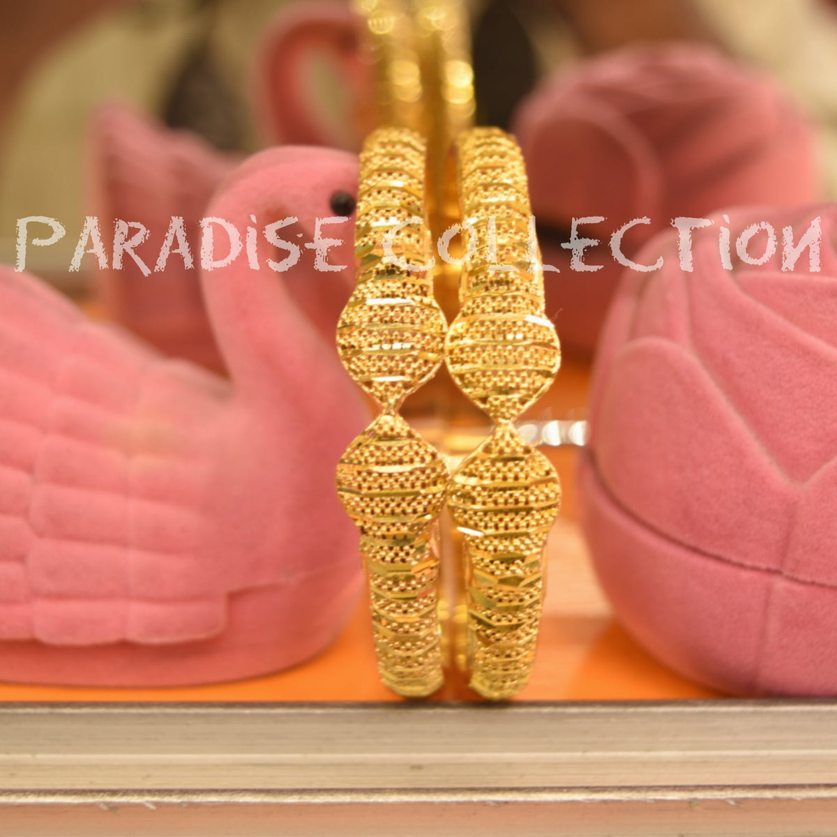 Fashion-Forward Bangles Set – Elegant Look + Complimentary Jewelry Box
