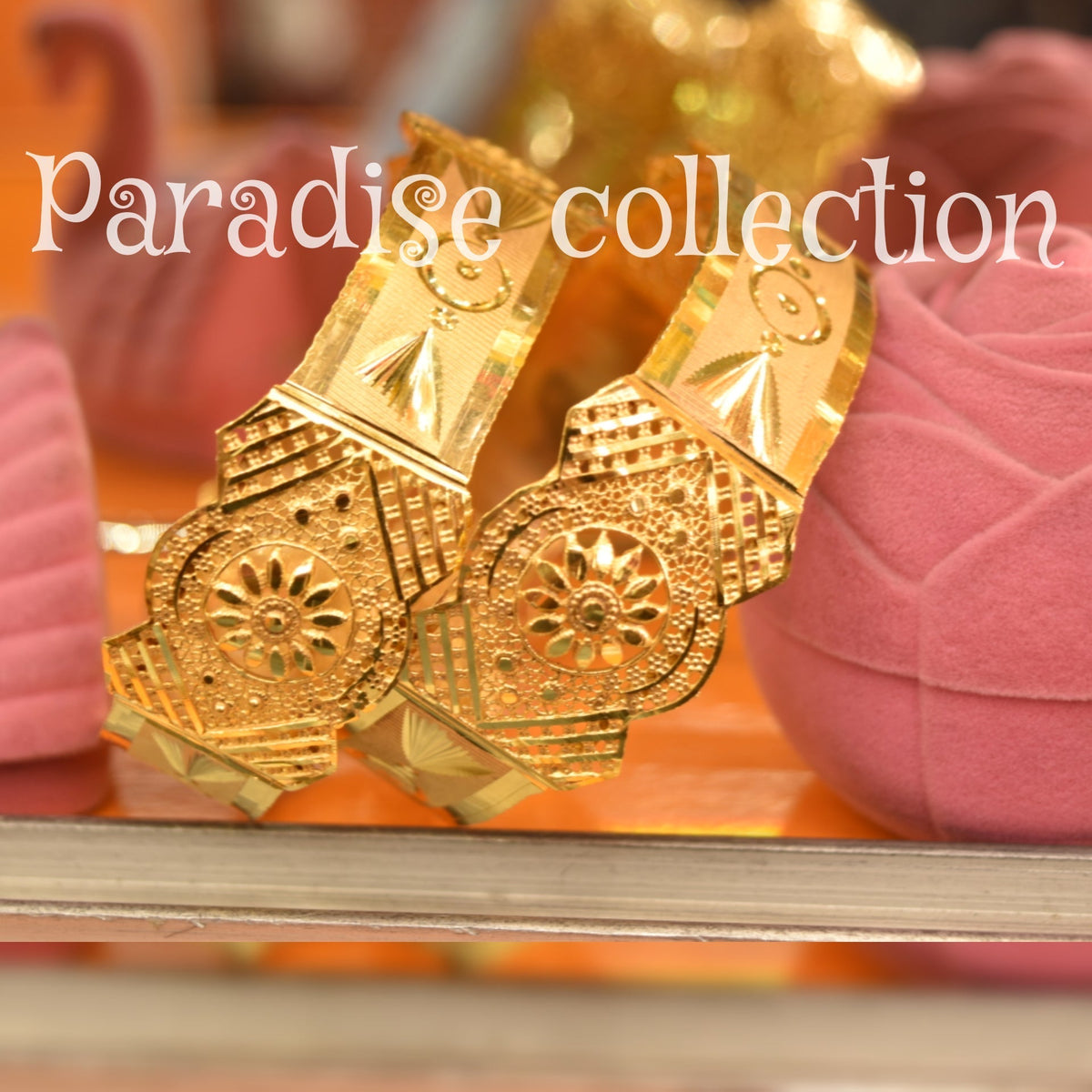 Perfect Gift: Elegant Bangles Set With Free Fancy Jewelry Box