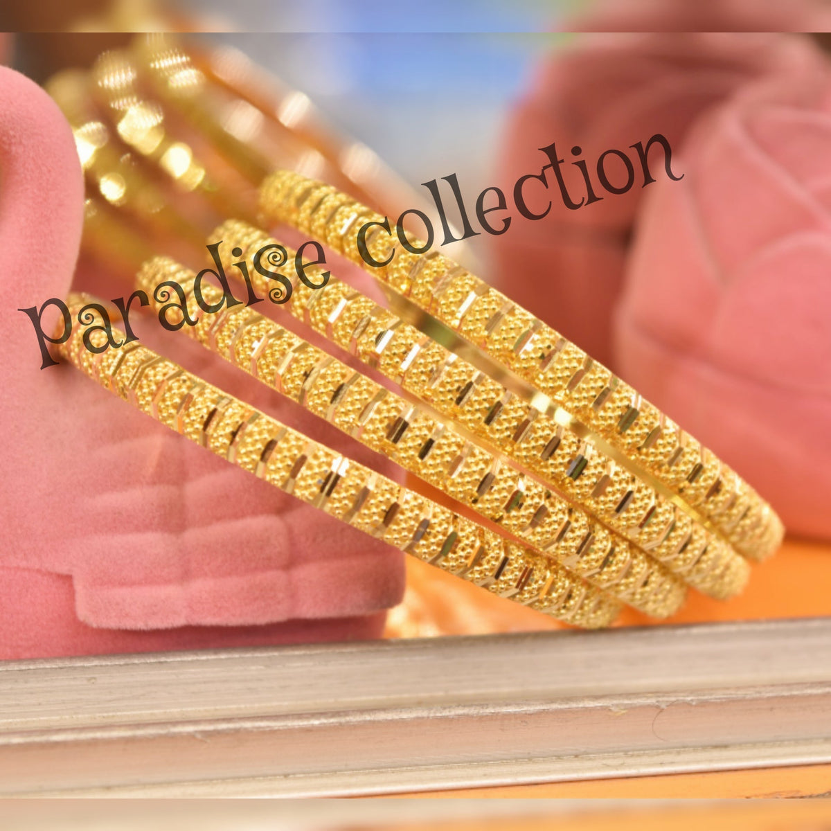 Luxury Bangles Set – Stylish, Elegant & Includes Free Fancy Jewellery Box