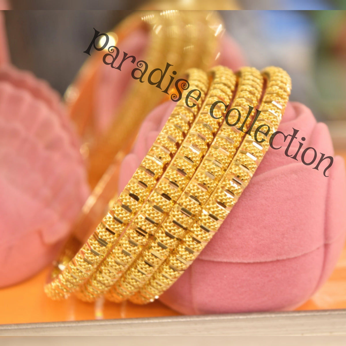 Luxury Bangles Set – Stylish, Elegant & Includes Free Fancy Jewellery Box