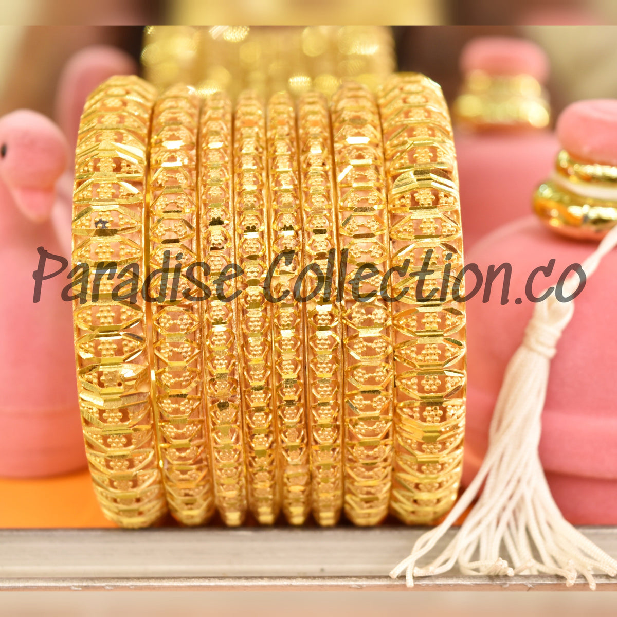 Beautiful Bangles Set – Elegant & Trendy with Free Fancy Gift Box