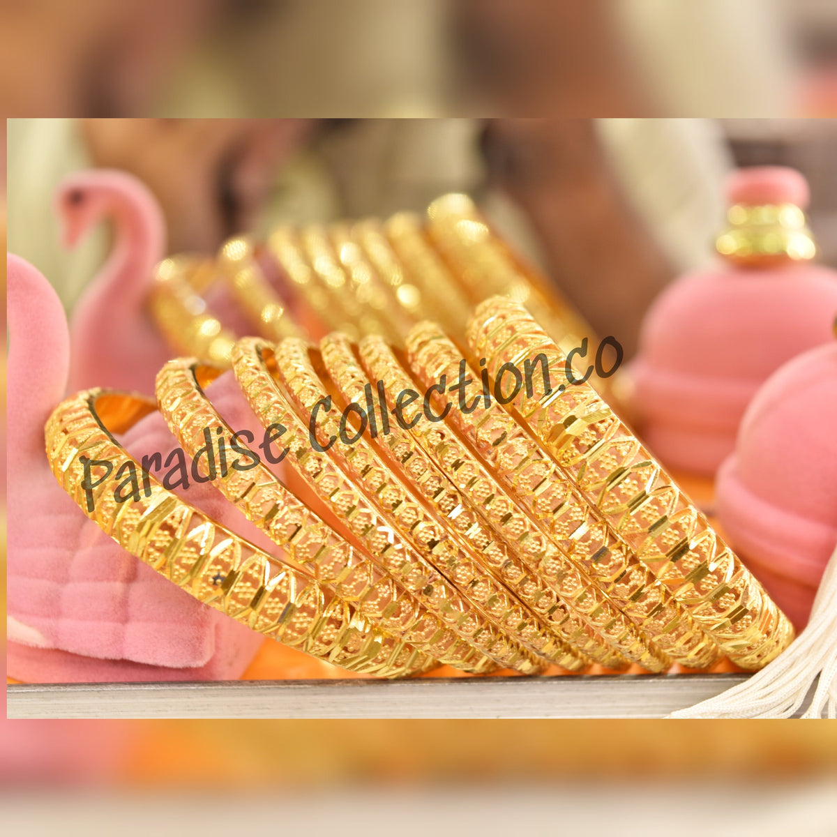 Beautiful Bangles Set – Elegant & Trendy with Free Fancy Gift Box